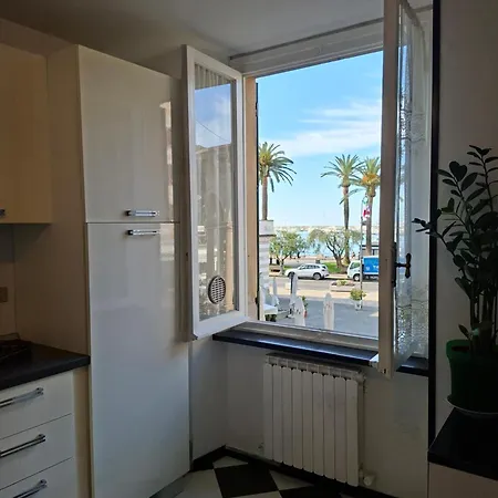 Casa Miki Front